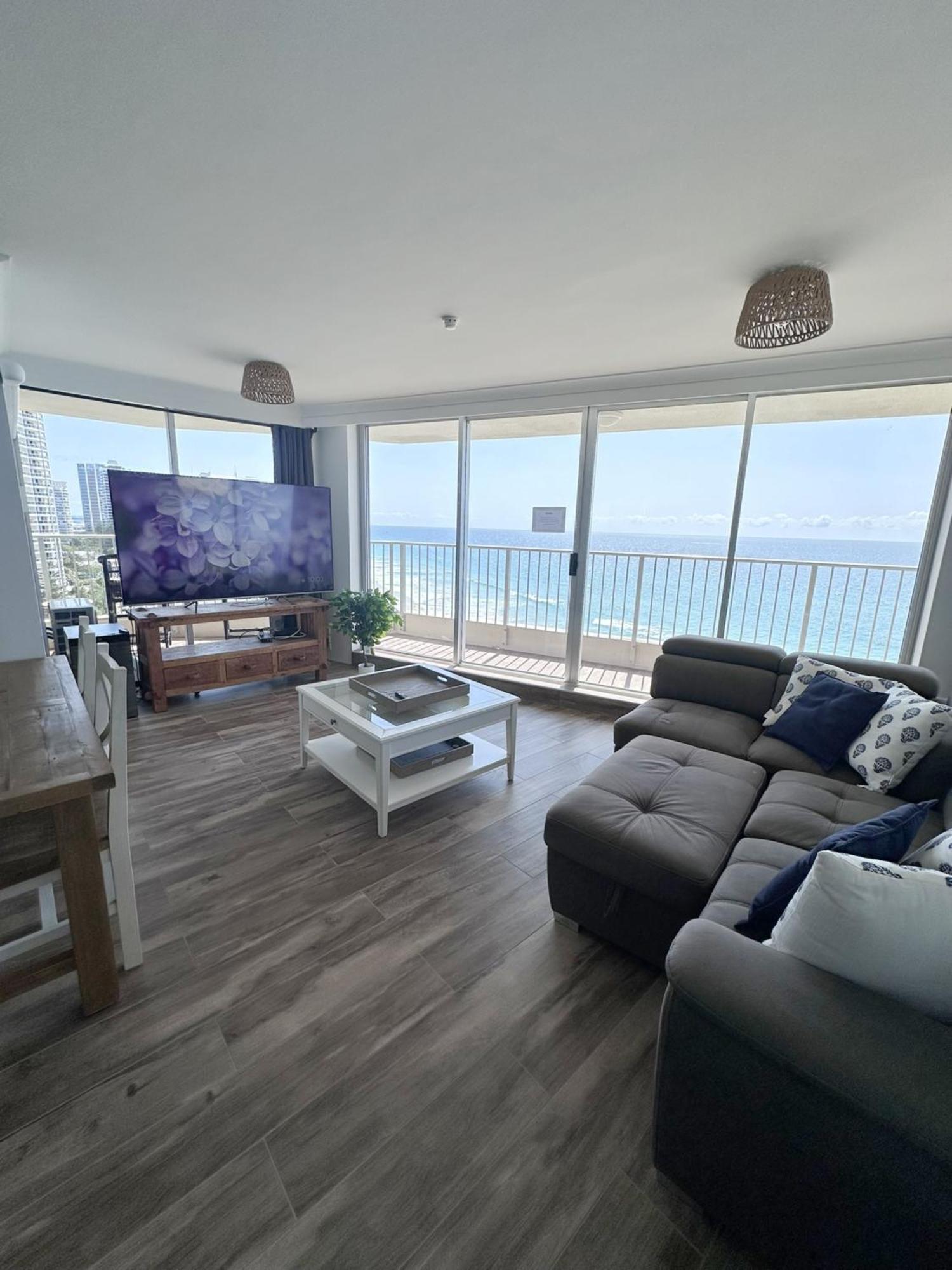 Absolutely Stunning! On The Beach !!! Gold Coast Zewnętrze zdjęcie